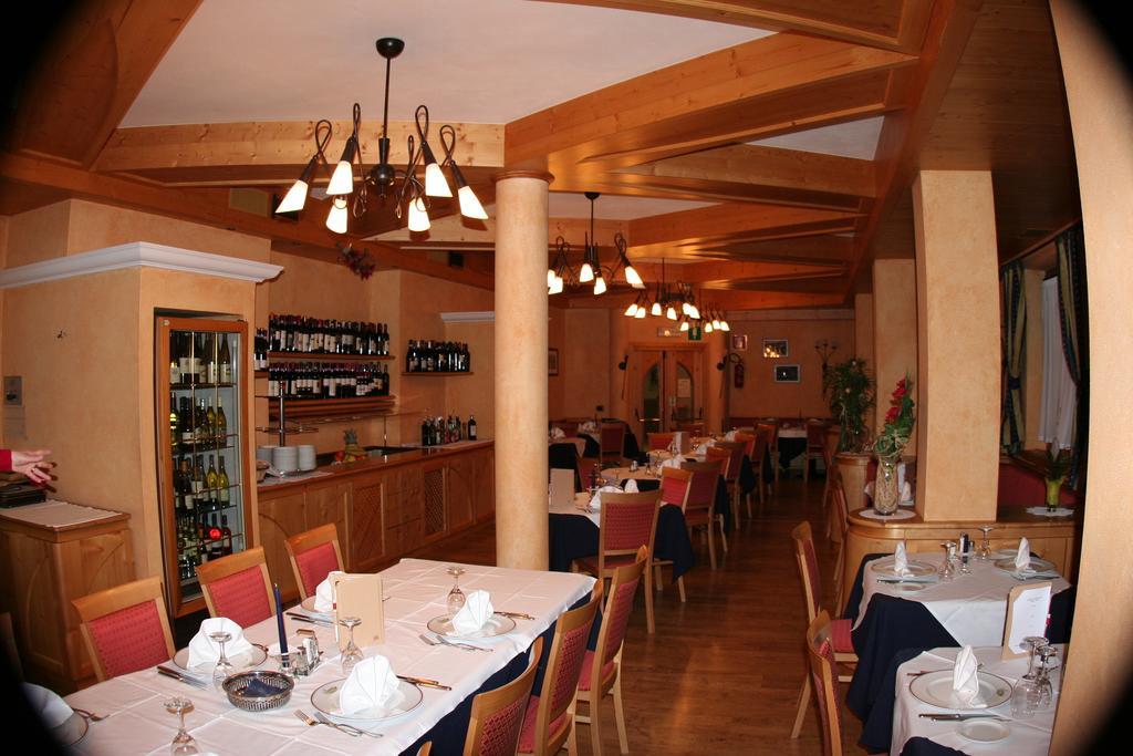 Hotel La Pastorella Livigno Bagian luar foto